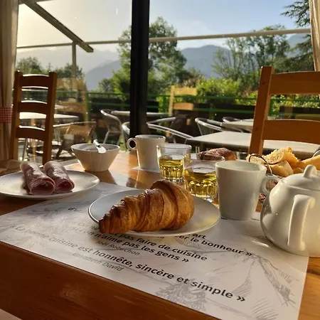 Logis Le Bed & Breakfast *